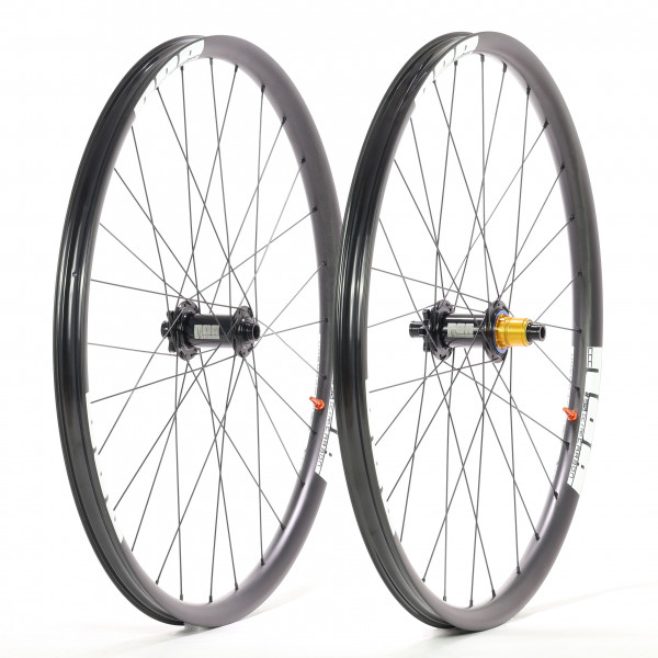 NOA CCC 30 29" Carbon Laufradsatz (Cross-Country/All-Mountain)